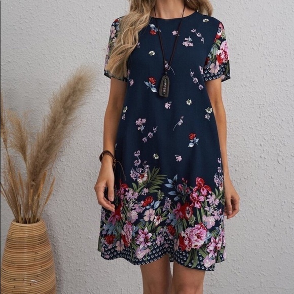 Floral tunic dress Size Medium 6 - Picture 1 of 10